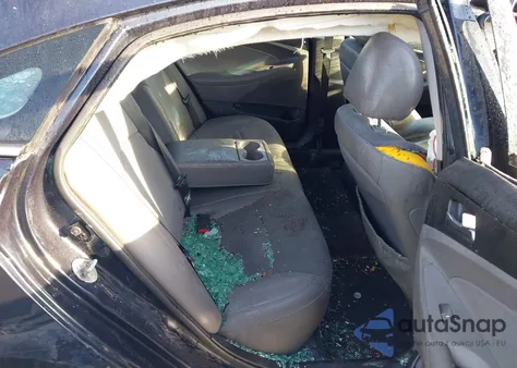 2013 Hyundai Sonata Se z USA, uszkodzony, nr VIN 5NPEC4AC2DH593057